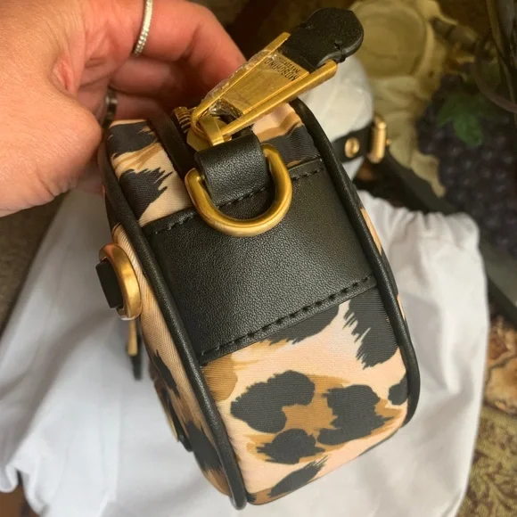 Authentic MOSCHINO Learher/canvas zip top cheetah print Crossbody - Picture 6 of 15